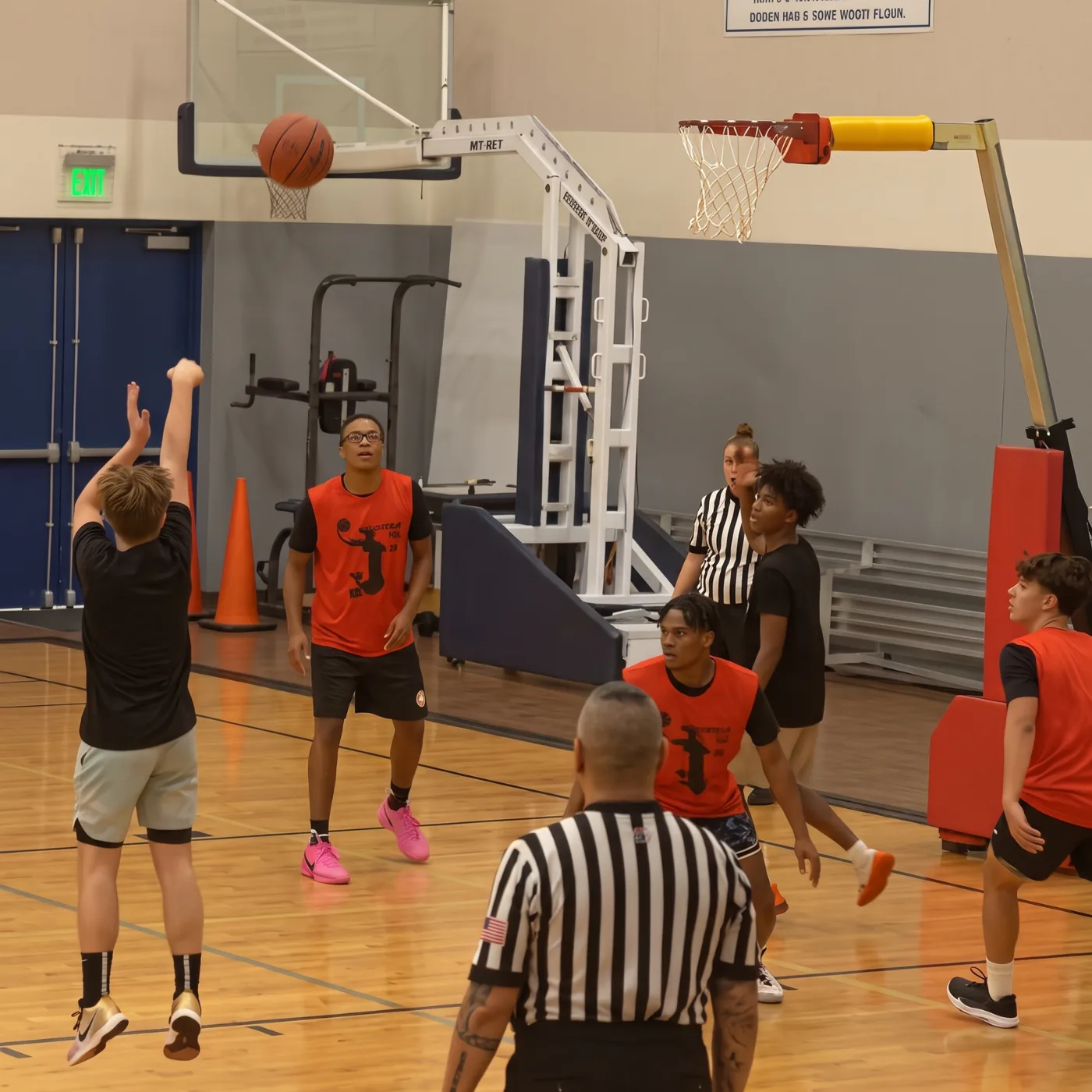 Club showcase action with referees and the UHoop