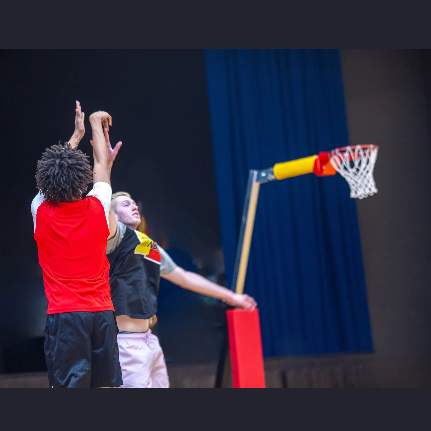 Athlete shooting at the UHoop during a training sequence